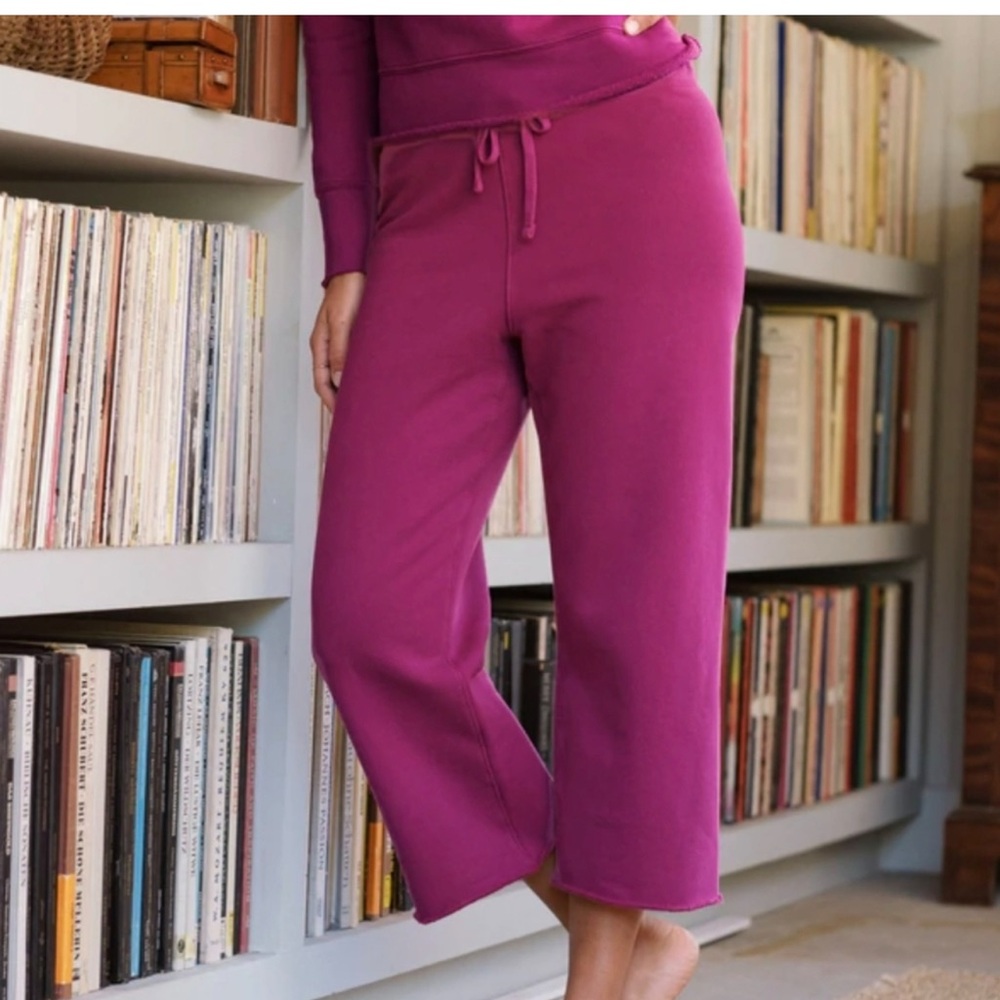 Frank & Eileen Raspberry Drawstring Cropped Capris